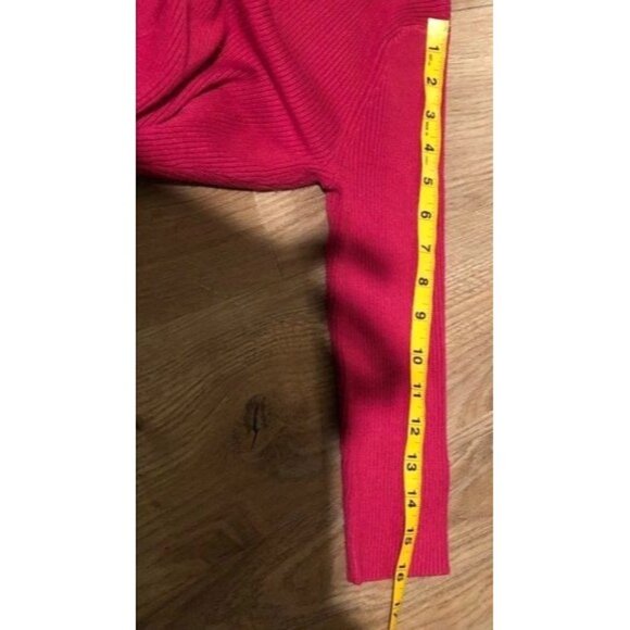 NEW YORK & CO.- WOMEN PULLOVER V-NECK BELTED KNIT SWEATER TOP-MAGENTA SIZE SMALL - Picture 6 of 7